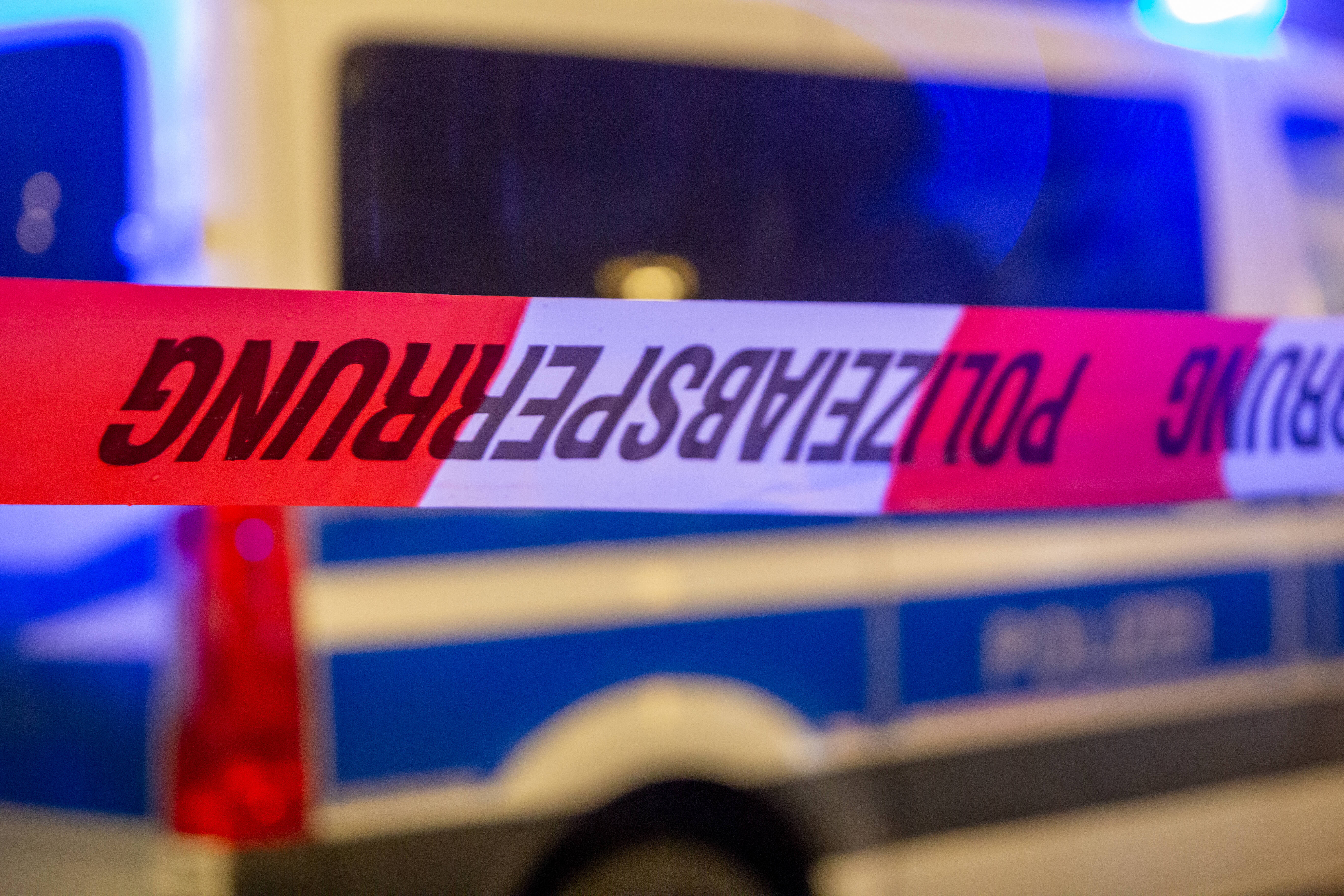 Grusel-Fund in Hamburg - Leiche treibt in einem Gartenteich